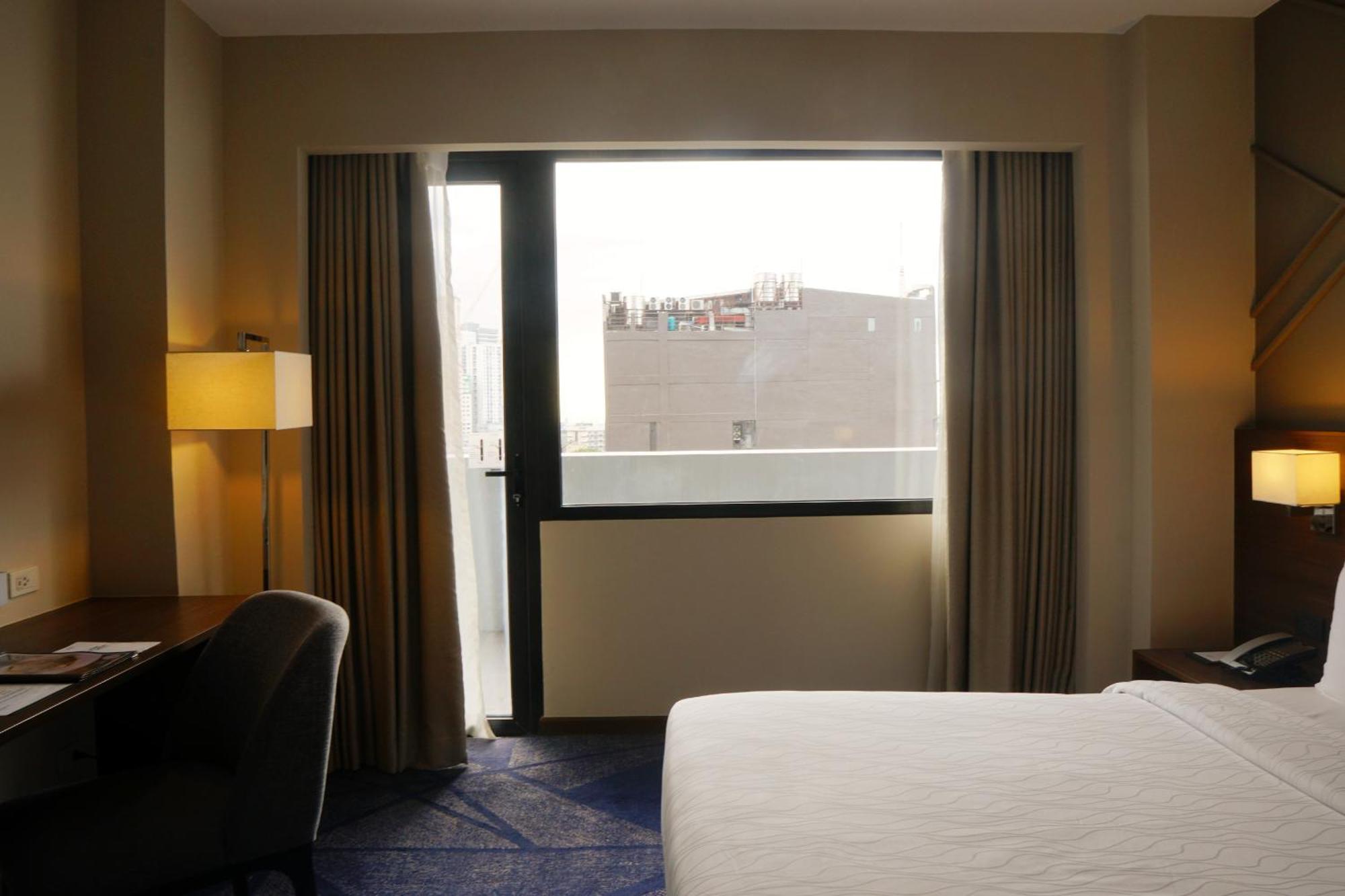 Luxent Hotel Quezon City Εξωτερικό φωτογραφία