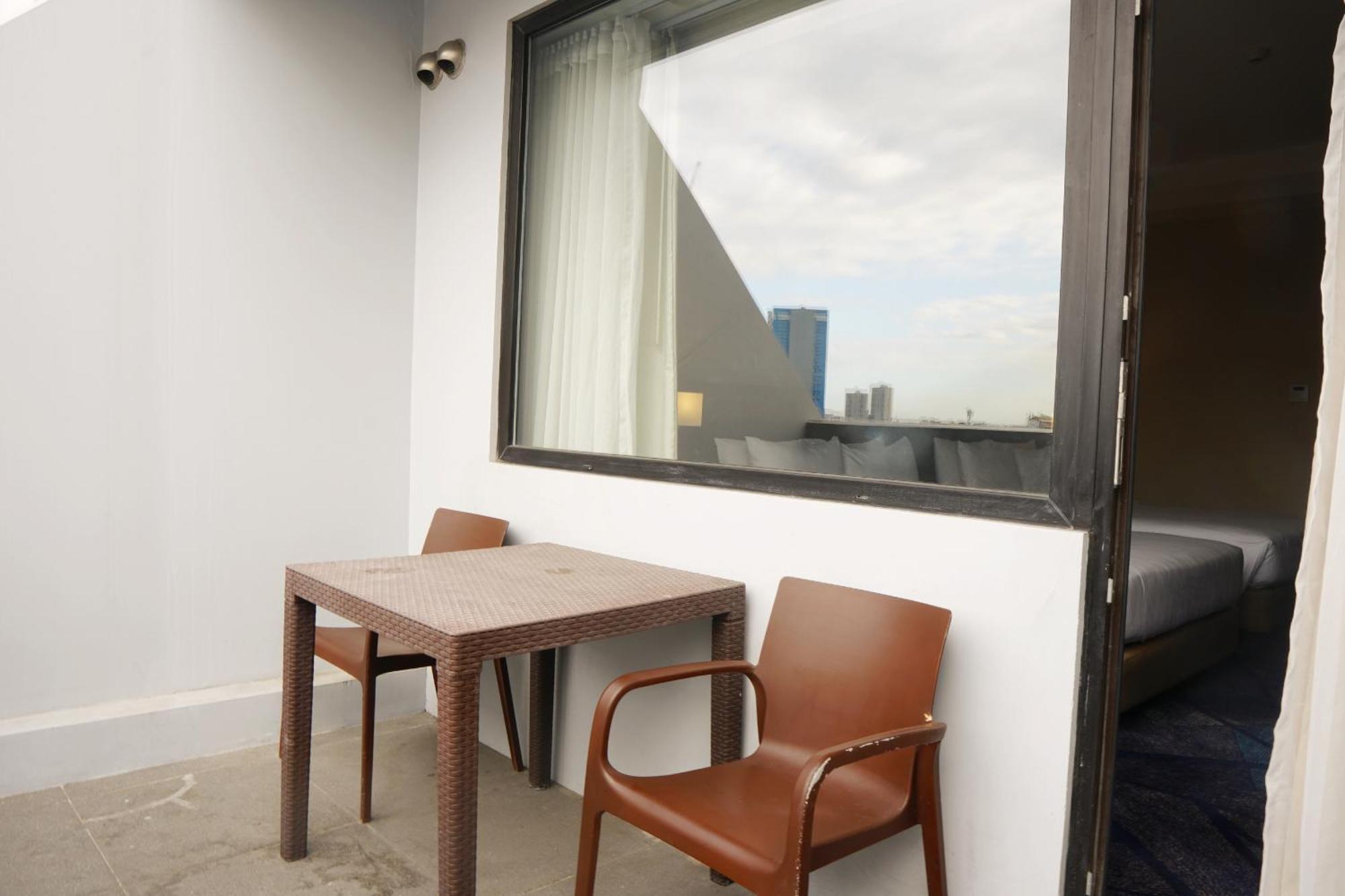 Luxent Hotel Quezon City Εξωτερικό φωτογραφία