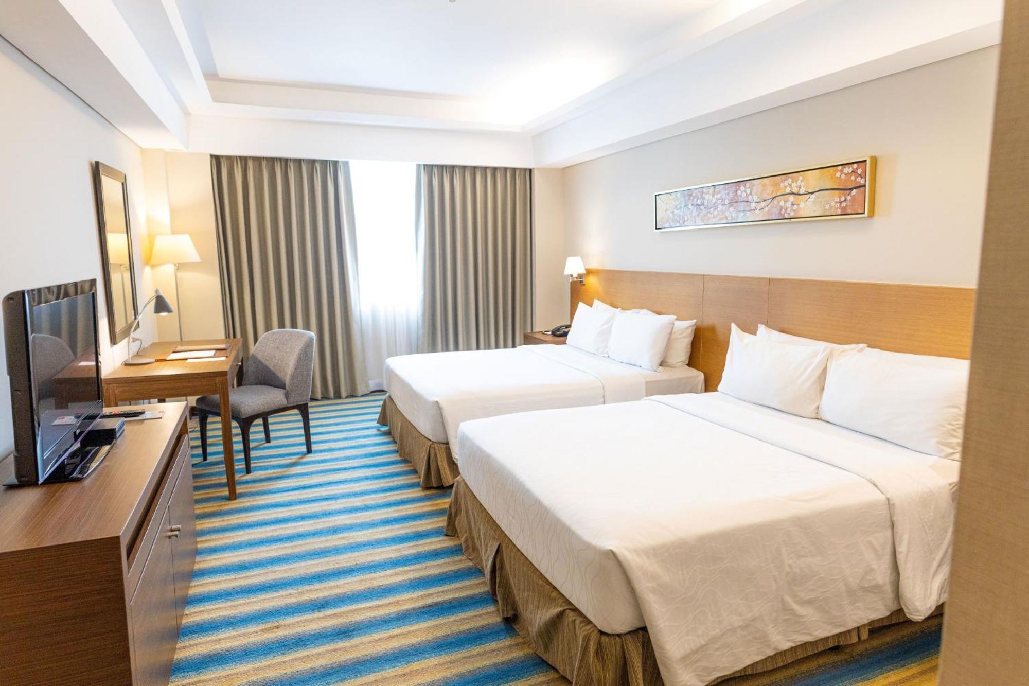 Luxent Hotel Quezon City Εξωτερικό φωτογραφία