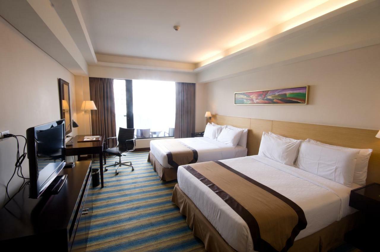 Luxent Hotel Quezon City Εξωτερικό φωτογραφία